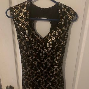 black & gold dress size M